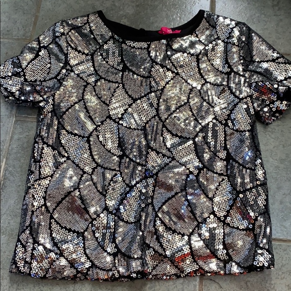 Scalloped sequined silver and black top
